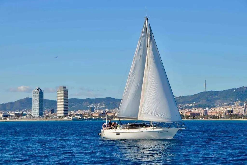 Cozy Boat Hotel In Barcelona & Ac & Wifi & Parking Sant Adrià de Besòs Botel