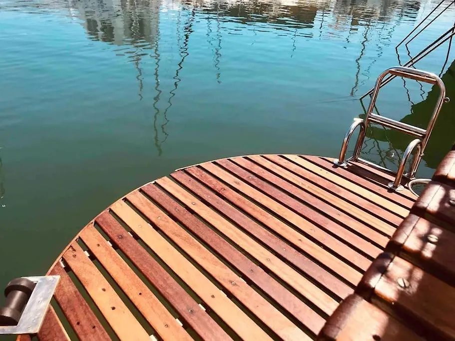 Botel Cozy Boat Hotel In Barcelona & Ac & Wifi & Parking Sant Adria de Besos